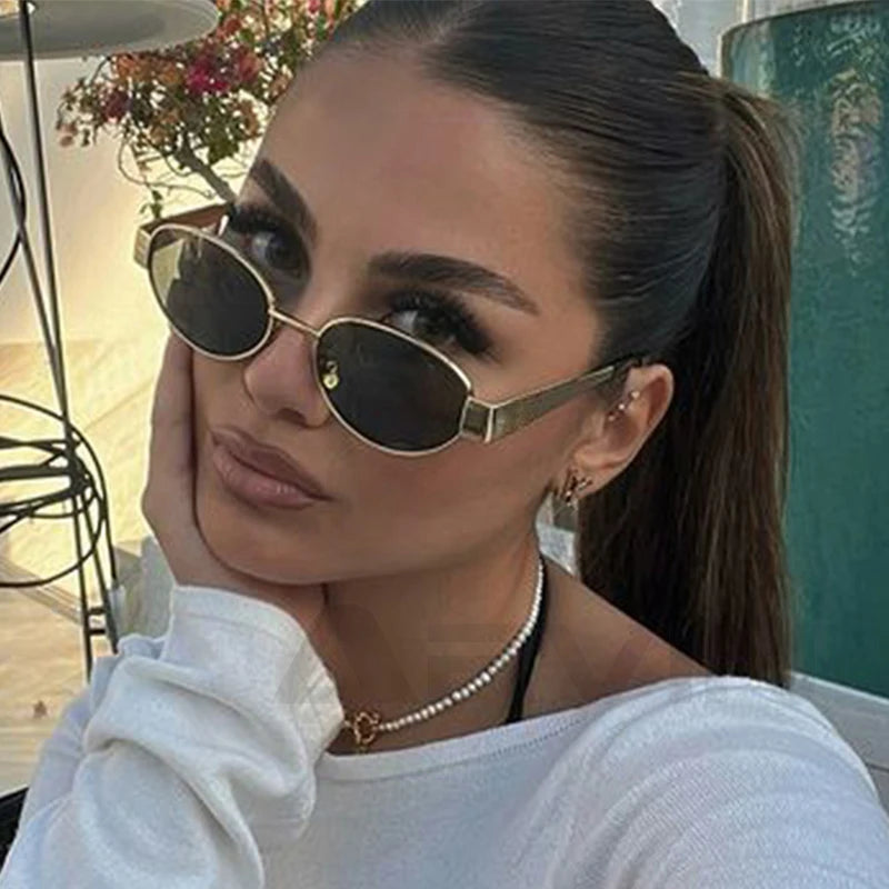 Chic Retro Sunglasses