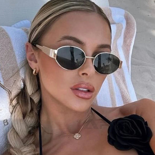 Chic Retro Sunglasses